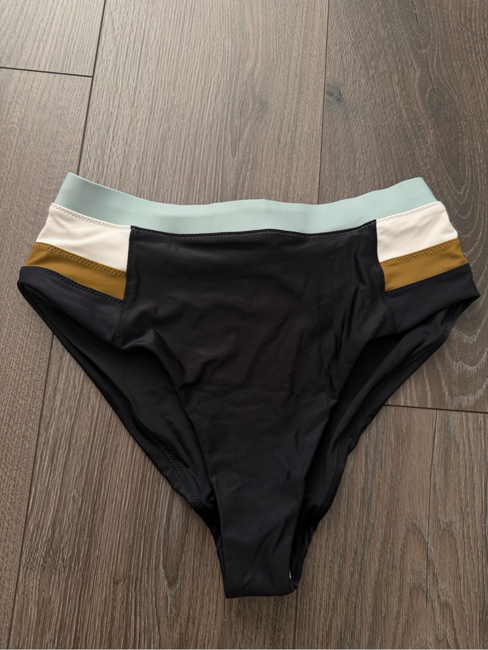 Prana bikini bottom size small High-Waist Bikini Bottoms swimwear